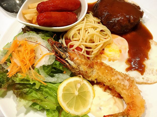 かなりのボリュームのお子様ランチ_レストラン日本