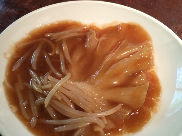 肉厚のフカヒレと濃厚なスープ。_膳處漢(ぜぜかん)ぽっちり