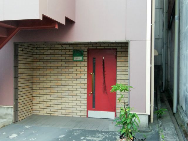 外観_青い月パーティールーム