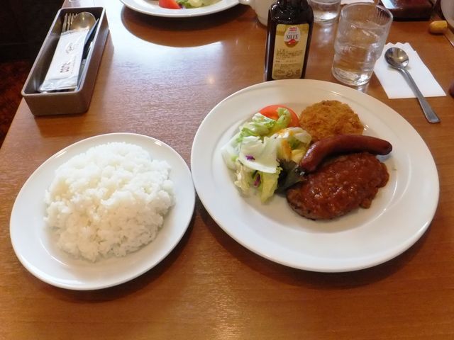 日替わりランチ(ミートソースハンバーグ+メンチカツ)ご飯大盛り_ココス甲西店