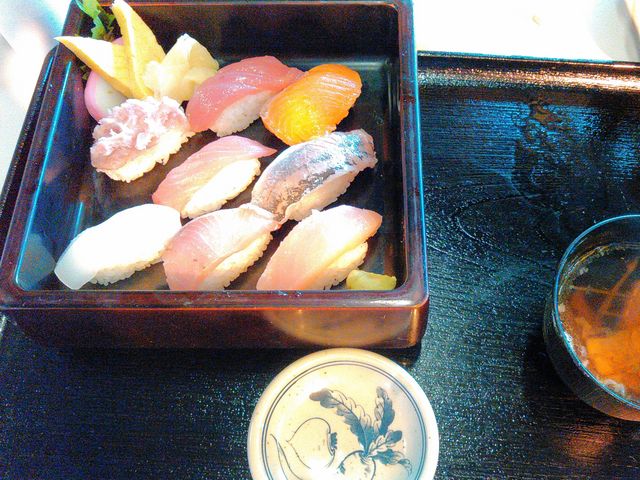 並寿司900円_土浦魚市場