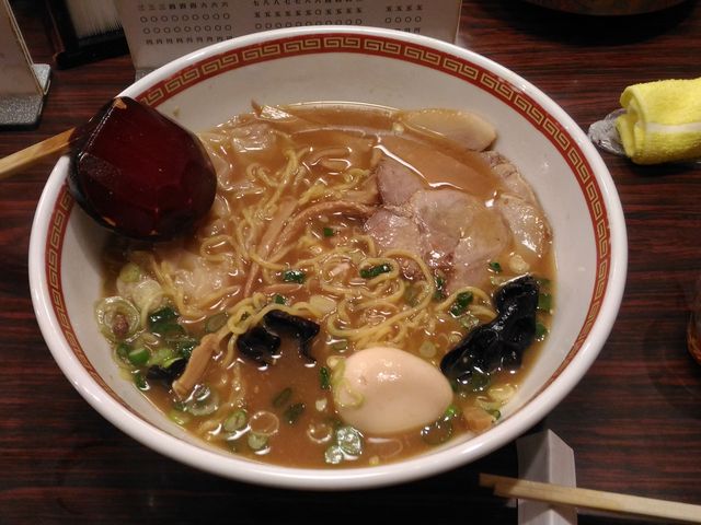 ラーメン_芳蘭