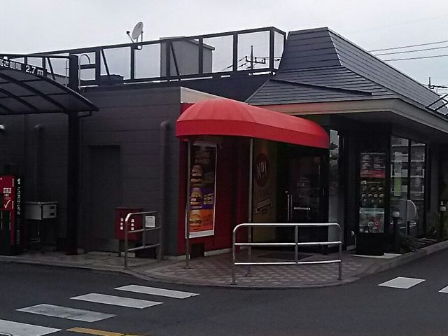 ドライブスルー写真_マクドナルド鹿沼インター通り店