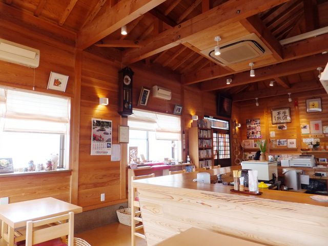 お店の中の様子:とてもアットホームな雰囲気。_夢の道