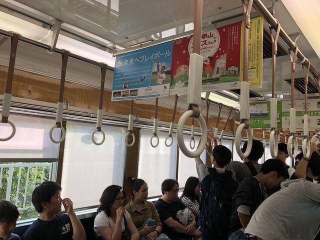 車内で_阪急電鉄嵐山駅