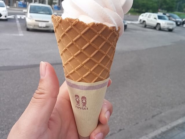 白桃ソフト_高速道上り線鬼わさび国見レストラン
