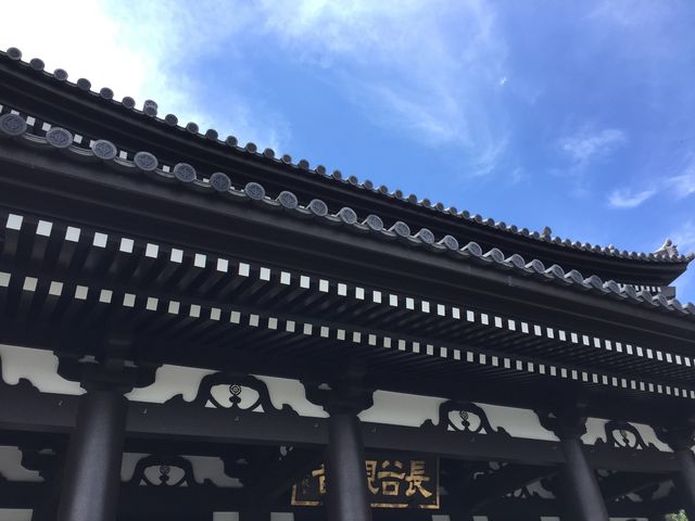 本堂に入り口があります。_観音ミュージアム