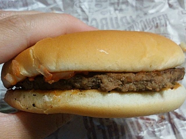 ハンバーガー(100円)_マクドナルド豊川インター店