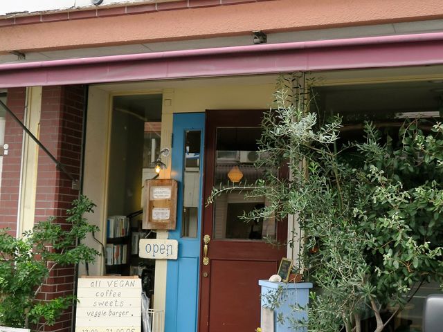 店舗外観_ひるねこ食堂