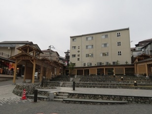 湯路広場_湯路広場