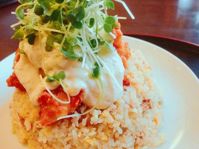 鶏唐チャーハン_中華桃太楼