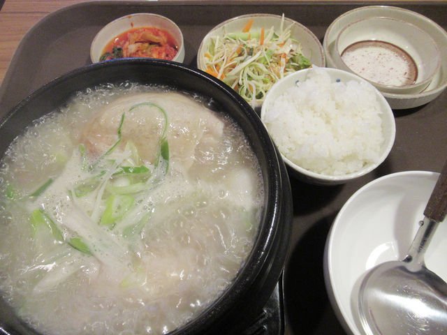 半鶏湯_韓国家庭料理 扶餘