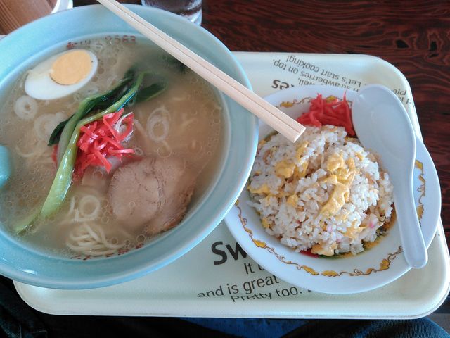 半チャーハンセット890円_九州ラーメンおおもり