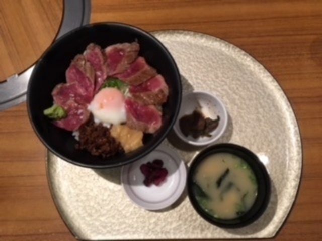 赤牛丼_よかよか亭