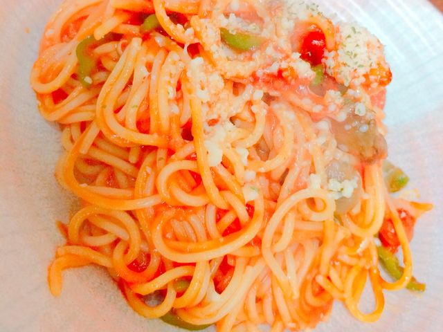 ピアットのナポリタン 900円_ダイニング&バー・ピアット