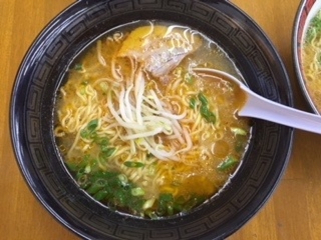 ピリ辛味噌ラーメン_ラーメンいのよし