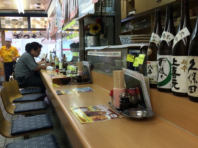 店内_やまと屋 1号店