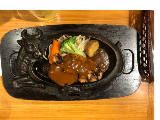 さわやかと言えばげんこつハンバーグでしょうか!?_炭焼きレストラン さわやか 富士錦店