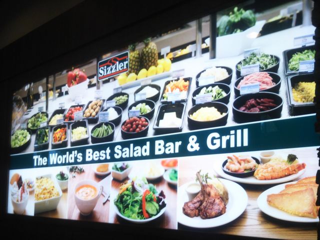 『シズラー ランドマークプラザ店』。_シズラー ランドマークプラザ店