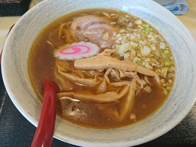 煮干しラーメン_栄昇らーめん
