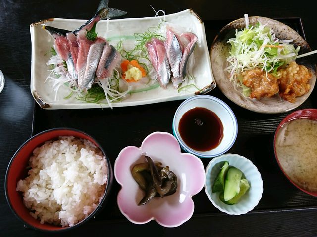 さんま刺身定食
¥930
_みさか和風料理