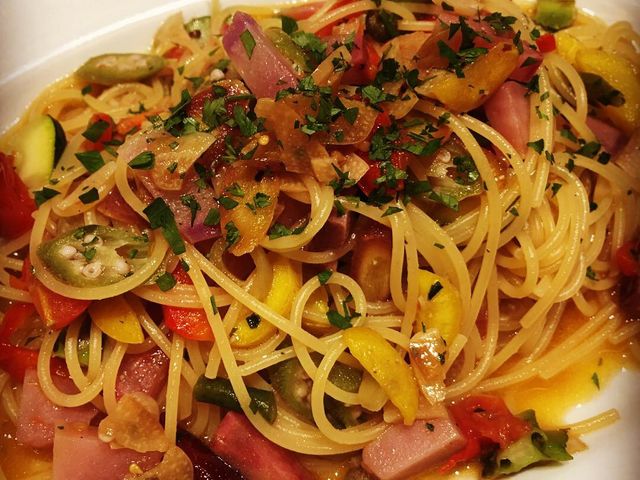 鎌倉野菜のペペロンチーノ、野菜の味と歯ごたえが印象的_ヴェルデ