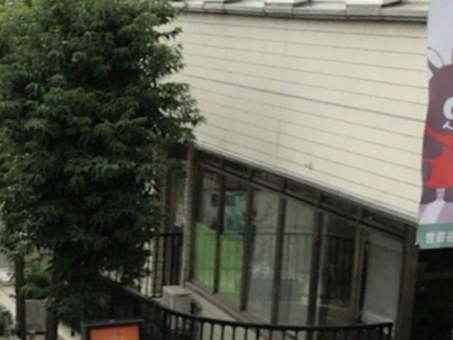 ホーム沿い_四季の家 烏山店