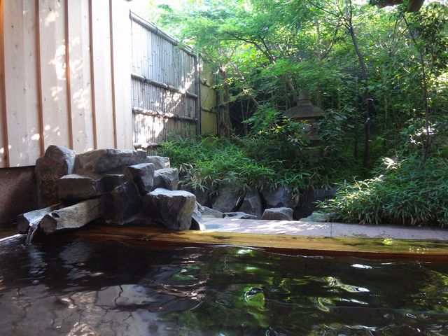 露天風呂。_川場温泉