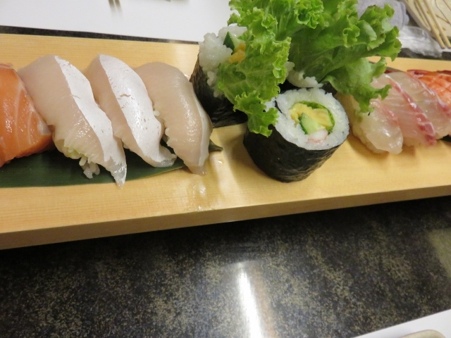 迫力30貫盛り_ぎふ初寿司 大垣店