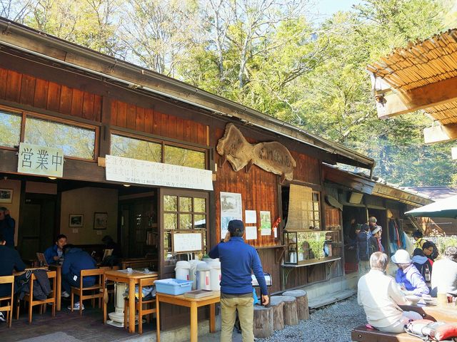 嘉門次小屋_明神池