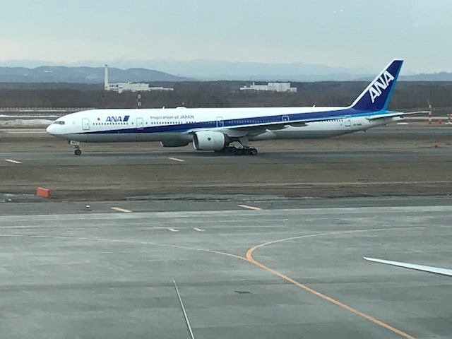 大型機もやってきます_新千歳空港 展望デッキ
