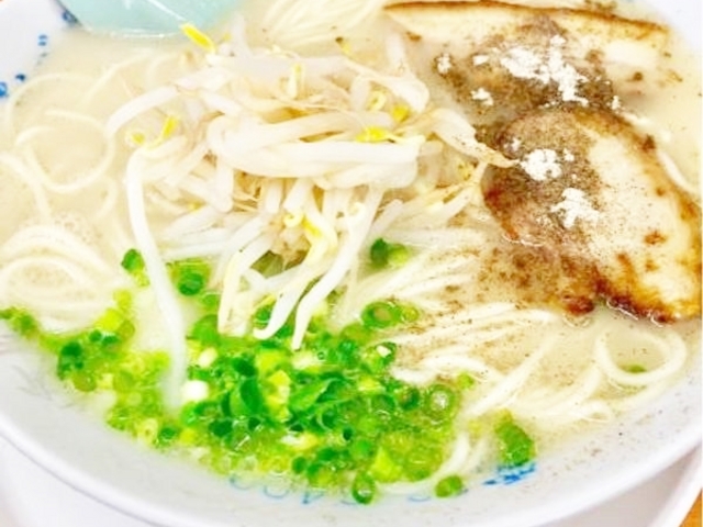 ラーメンなべさんのらーめん♪これが別府ラーメンばい_なべさんラーメン