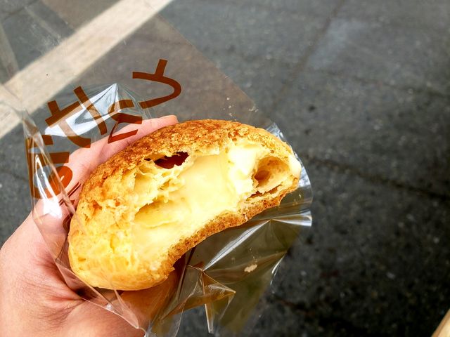 とろけるシュークリーム
めっちゃとろけました。_住吉屋 湯河原店