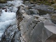 雷ちゃんさんの横川の蛇石の投稿写真4