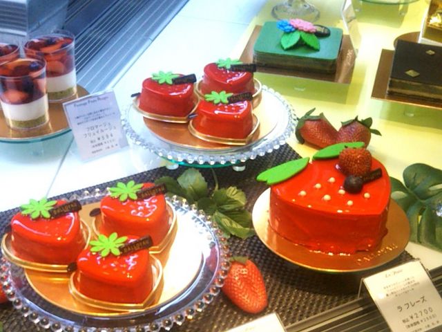 『ダロワイヨ・三越銀座店』。_ダロワイヨ・三越銀座店