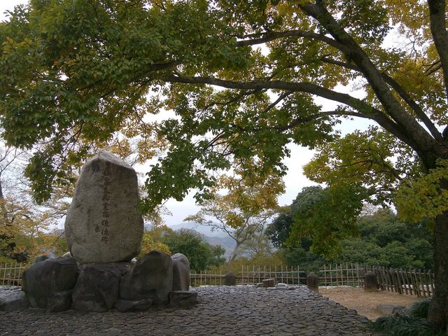 雰囲気あるなぁ_松山城