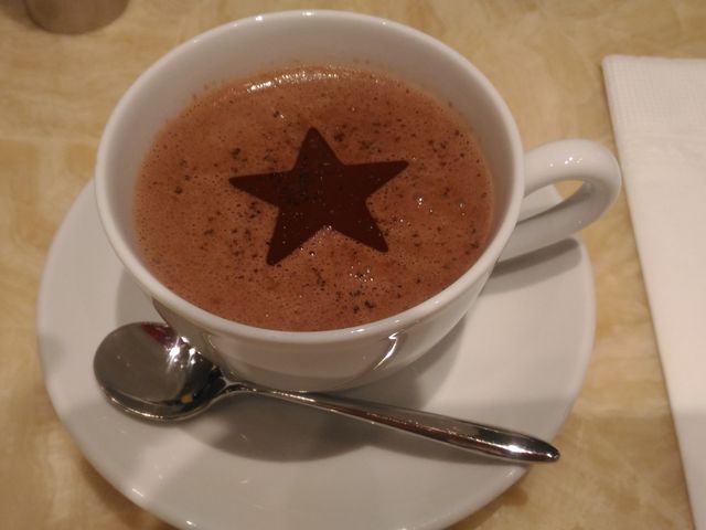 季節のホットチョコレート_ジャン=ポール・エヴァン 表参道ヒルズ店