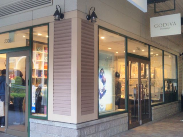 『ゴディバ 御殿場プレミアムアウトレット店』。_ゴディバ 御殿場プレミアムアウトレット店