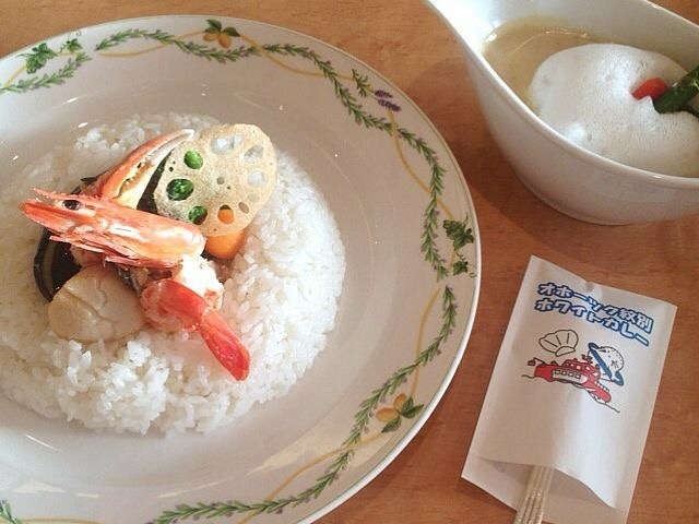 ホワイトカレー_ホテルオホーツクパレス紋別