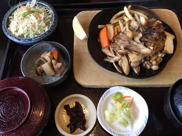 きのこバター定食_雪国まいたけ物産館