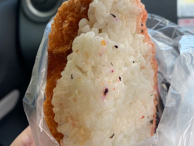 自分で選んで作ります。
美味しかったですよ。_知念商会