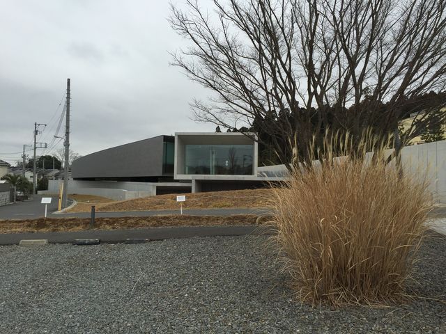 正面_ホキ美術館