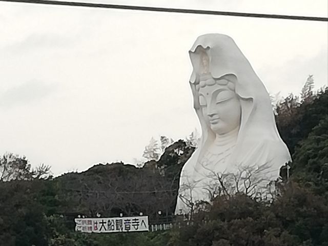 観音様_JR大船駅