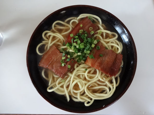 三枚肉そば_なかよし食堂