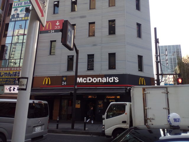 マック新橋_マクドナルド新橋日比谷口店