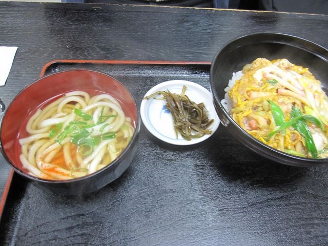 ミニうどんと卵丼_河口屋本店新天街店