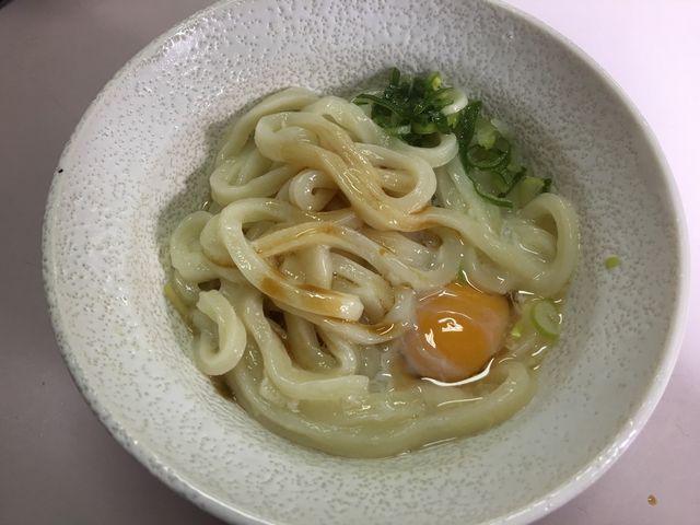 おかわりして釜玉うどんで_谷川米穀店