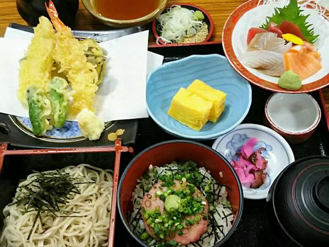 お店の名前がついてる御前_よしかわ天然温泉ゆあみ