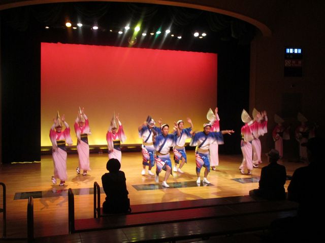 毎日公演を見られる_阿波おどり会館