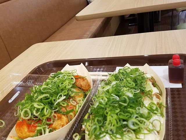 ふんわりたこ焼き_元天ねぎ蛸 SUNAMO店